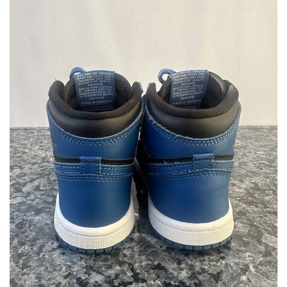 Nike Air Jordan 1 Retro High OG Kid Size 10C Dark Marina Blue Black AQ2665-404 - Picture 5 of 10